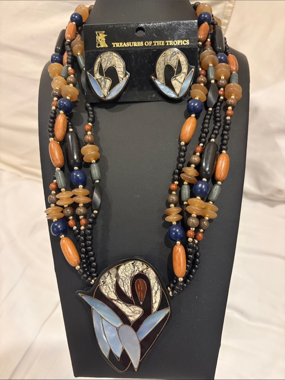 Rare Treasure of the Tropics Multicolor Statement Necklace and Earring Set